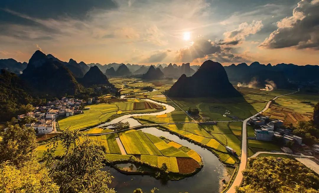 广西，多民族交融与文化瑰宝的南疆秘境